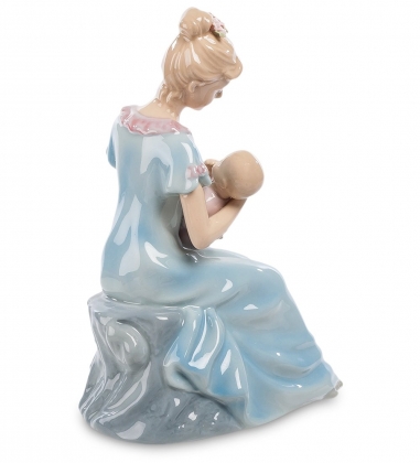 Муз. статуэтка «Мама с ребенком» Pavone T7O7QE