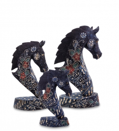 Фигурка «Лошадь» набор из трех 25,20,15 см батик, о.Ява KSUPQ6