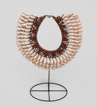 Ожерелье аборигена Папуа YADHVG