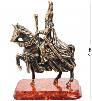Фигурка «Рыцарь на коне с булавой» латунь, янтарь W7M15O