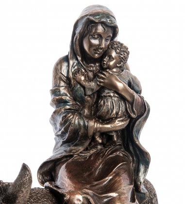 Статуэтка «Дева Мария с Иисусом» 9ZP7H0